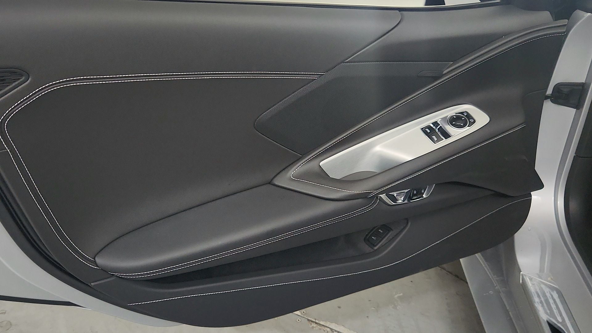 2027 Chevrolet Corvette Stingray 1LT