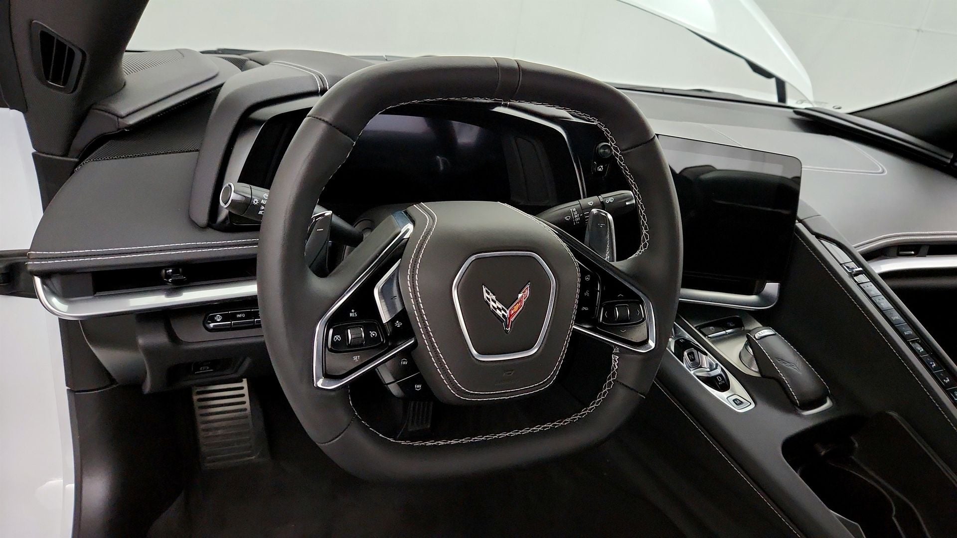 2025 Chevrolet Corvette Stingray 2LT