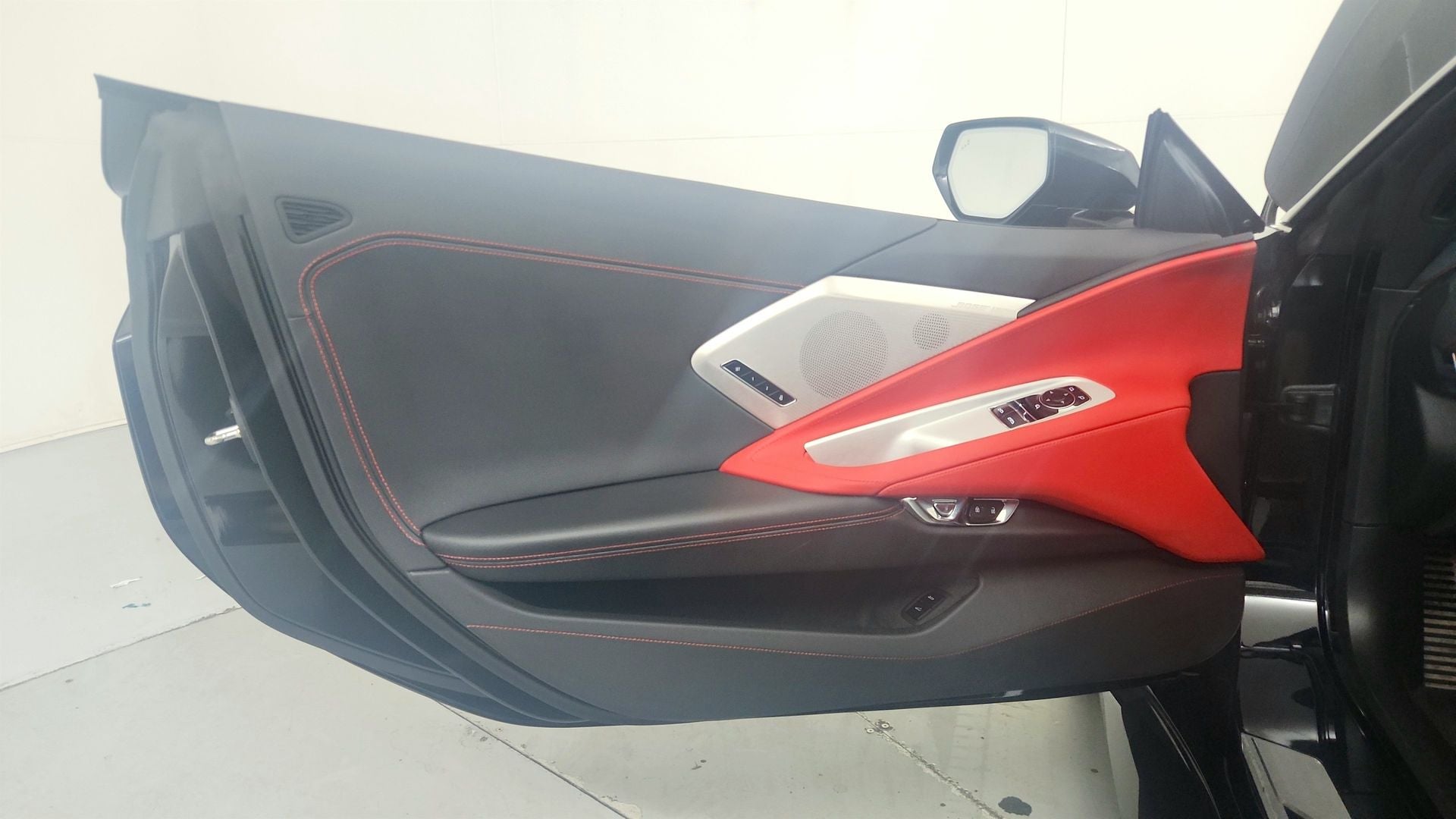 2025 Chevrolet Corvette E-Ray 2LZ
