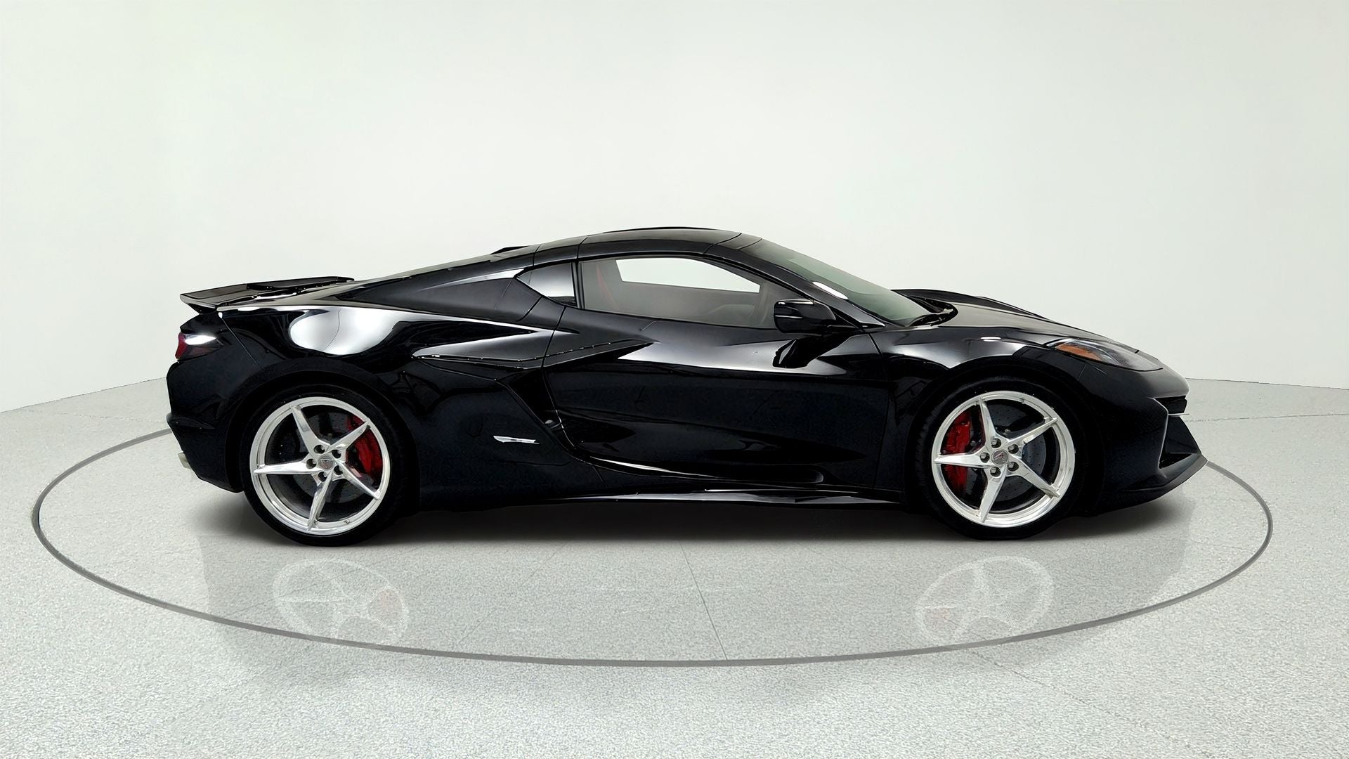 2025 Chevrolet Corvette E-Ray 2LZ