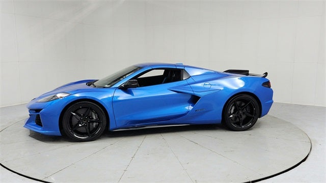 2025 Chevrolet Corvette E-Ray 2LZ