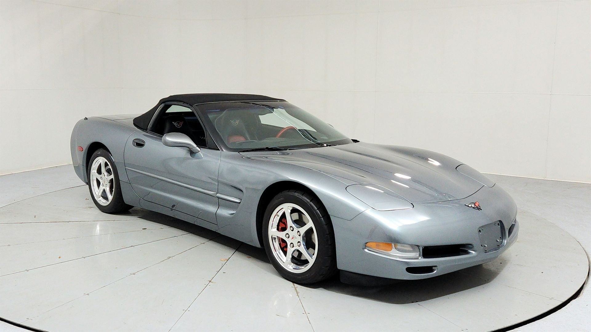 2004 Chevrolet Corvette Base